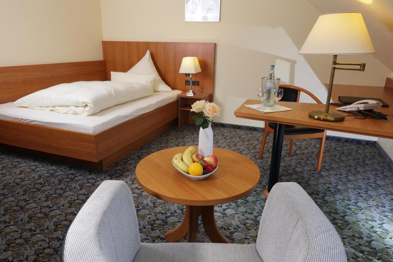 Hotel Restaurant Fischer Ремшайд Екстериор снимка