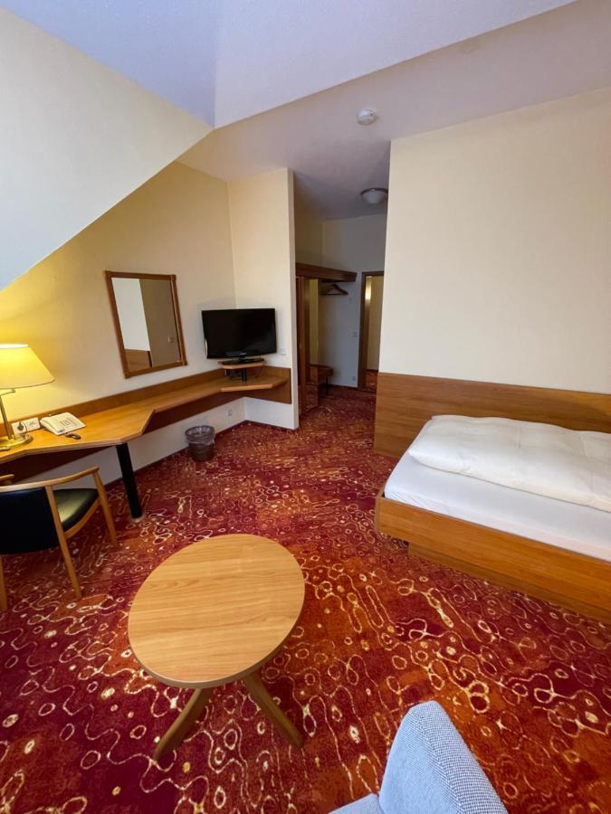 Hotel Restaurant Fischer Ремшайд Екстериор снимка