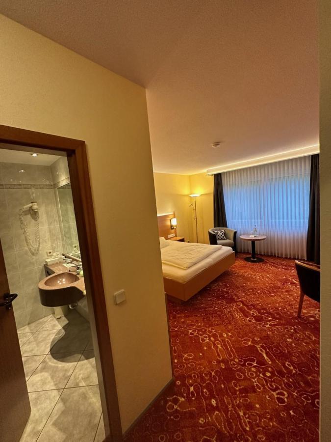 Hotel Restaurant Fischer Ремшайд Екстериор снимка